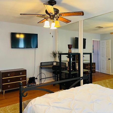 San Antonio Comfort 4 Bedroom 3 Bath Home 5 Mins From Sea World ภายนอก รูปภาพ